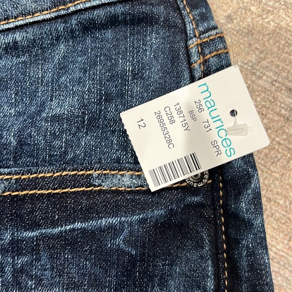 Butterfly shorts - Picture 3 of 7